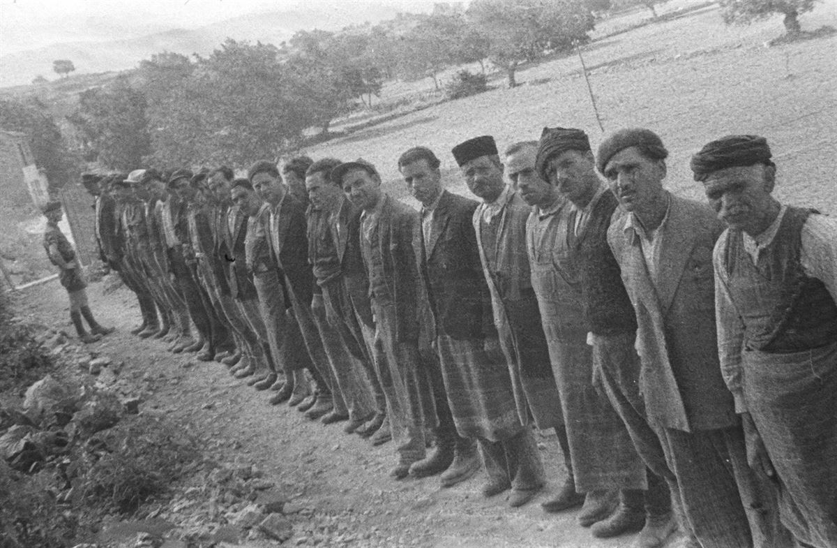 The physical anthropologist Lidio Cipriani collected measurements and plaster casts from across the globe. Most notable are his collections from South Africa and the Mediterranean region. In 1942, he collected measurements from native Cretans during the occupation by the Axis.